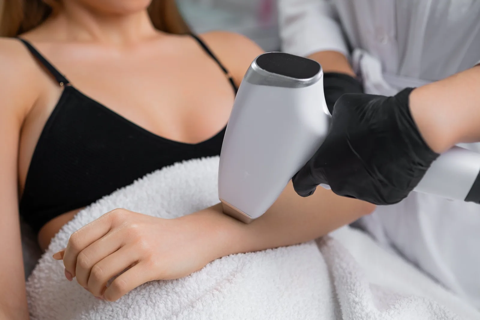 Ingrown Hairs & Razor Bumps treatment in Edmonton